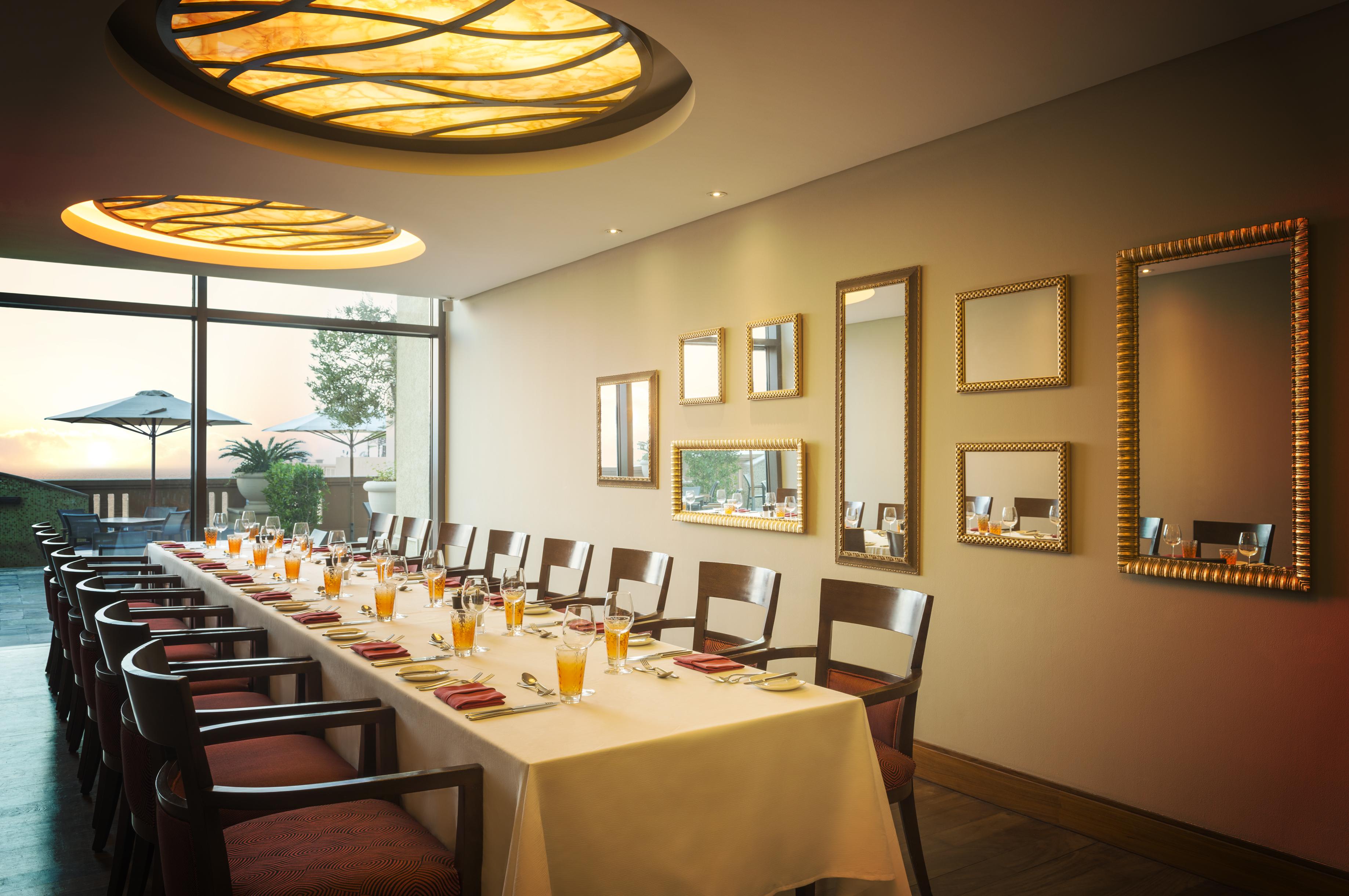 Отель Sofitel Jumeirah Дубай